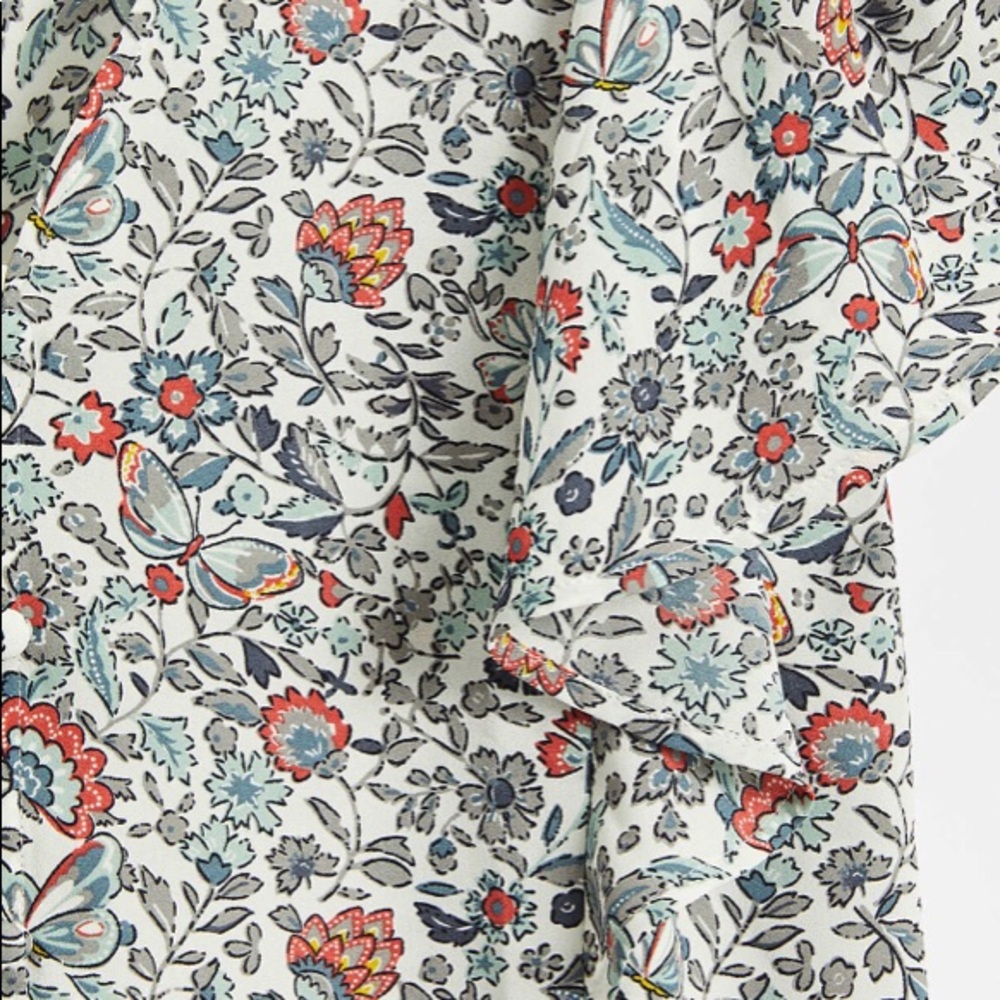 LOFT White Floral V-Neck Flutter Sleeve Blouse with Blue and Coral Accents - Picture 4 of 5